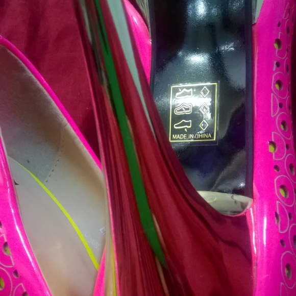 80's Neon Pink & Yellow High Heel - Picture 3 of 4
